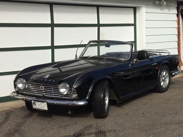 Stone-Arch-Bridge-Festival-1963-Triumph-TR4-2021