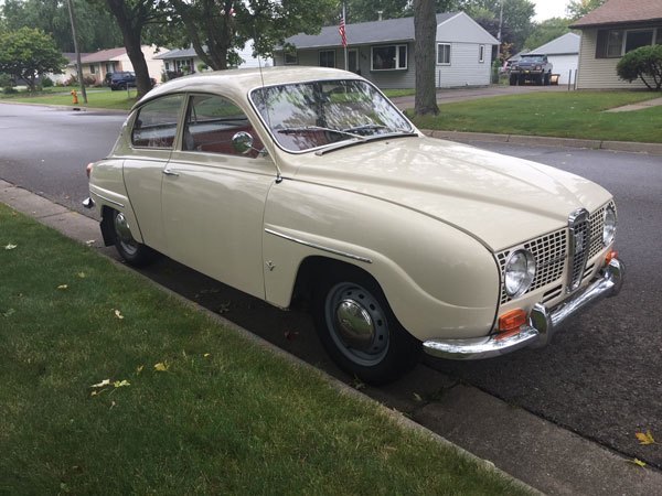 Stone-Arch-Bridge-Festival-1968-Saab-96-2021