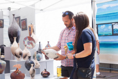 Stone-Arch-Bridge-Festival-2021-pottery-buyers